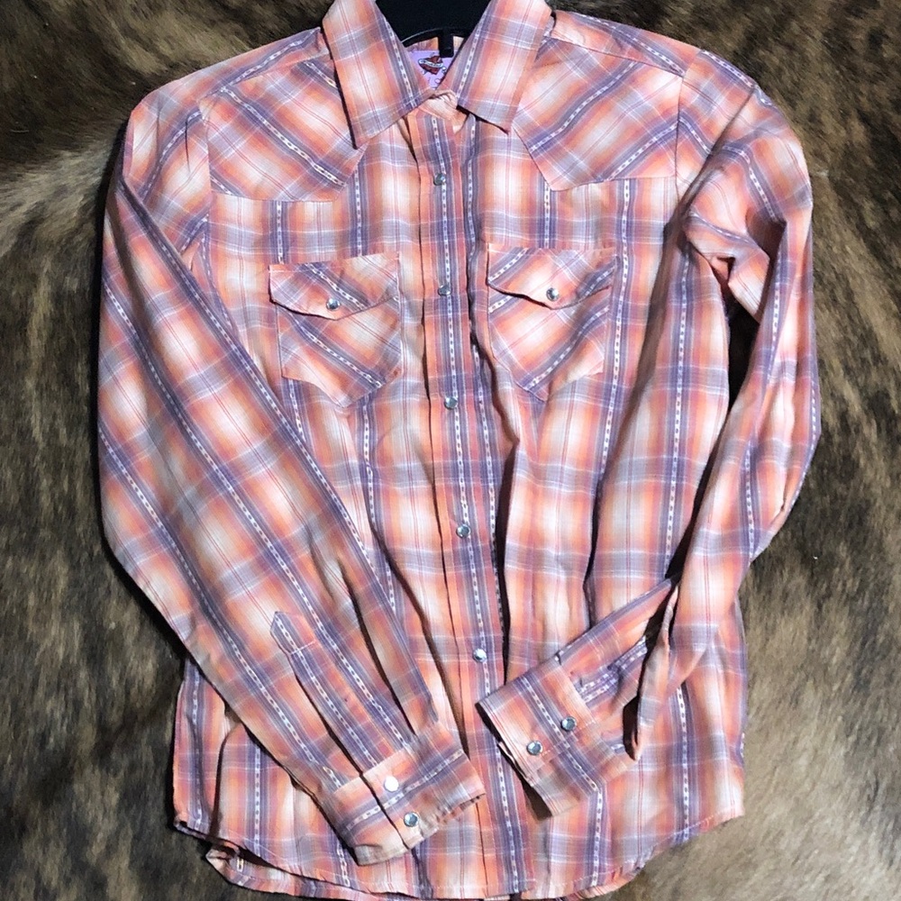 Wired Heart flashy button shirt in medium